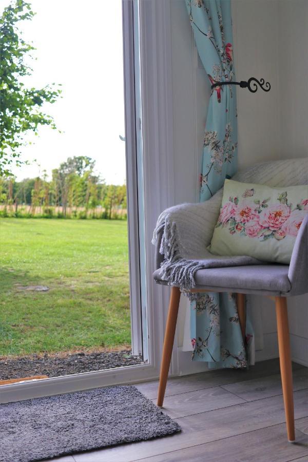 Hopgarden Glamping Luxury Shepherds Huts Wadhurst Exterior foto